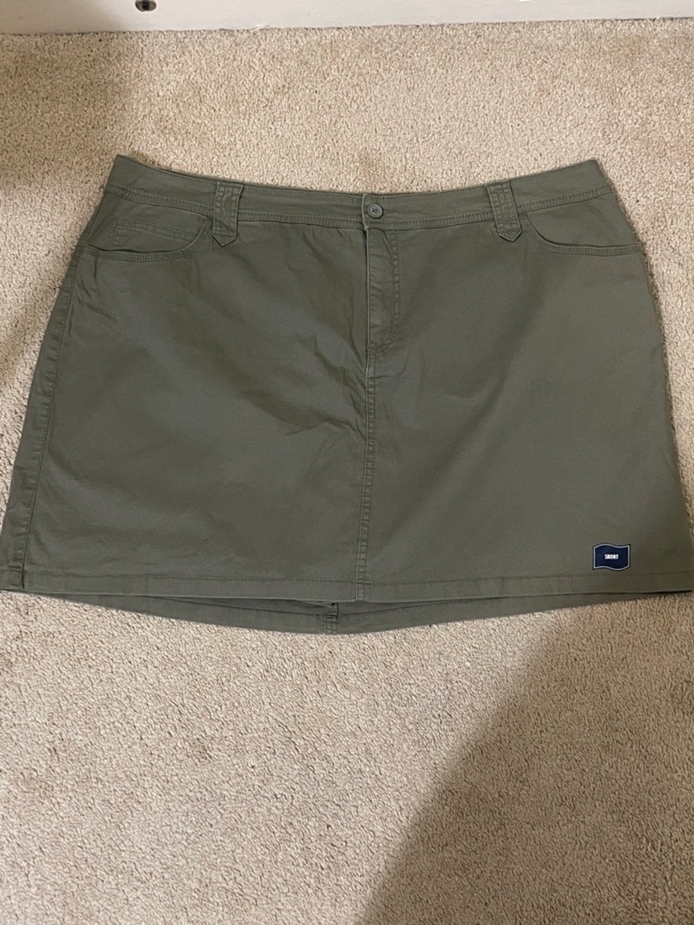 St. John's Bay Olive Green Mini Skort with Pockets nwot